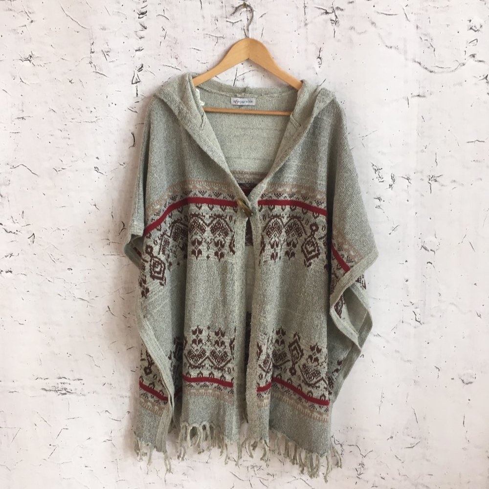 INSEPARABLE GREY RED PONCHO
